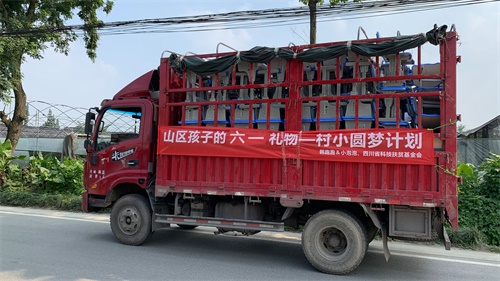扑克新纪元：激情与未知的首次探索